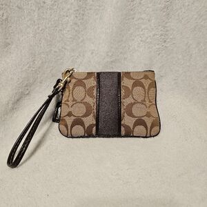 NWOT Coach Wristlet/ Coin Purse